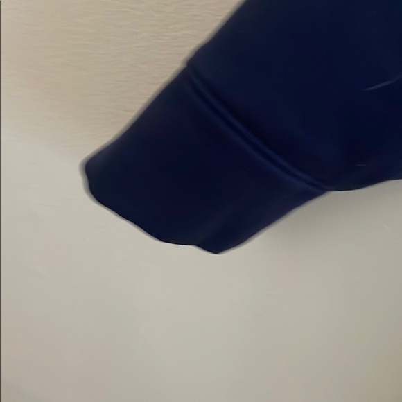 Under Armour Dark Blue Hoodie with Cream Logo - Picture 6 of 8